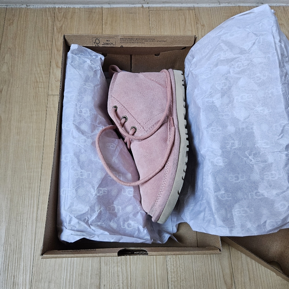 🎀 Pink UGG W Neumel Booties